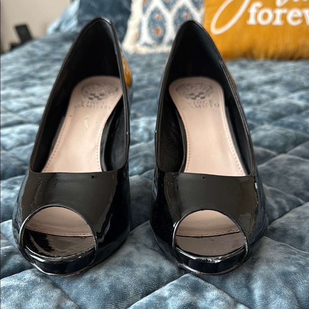 Vince Camuto Black Heeled Shoes - Picture 2 of 4